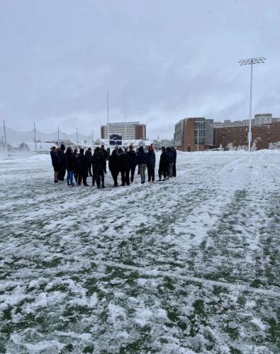 Team-in-the-snow-fall-2022